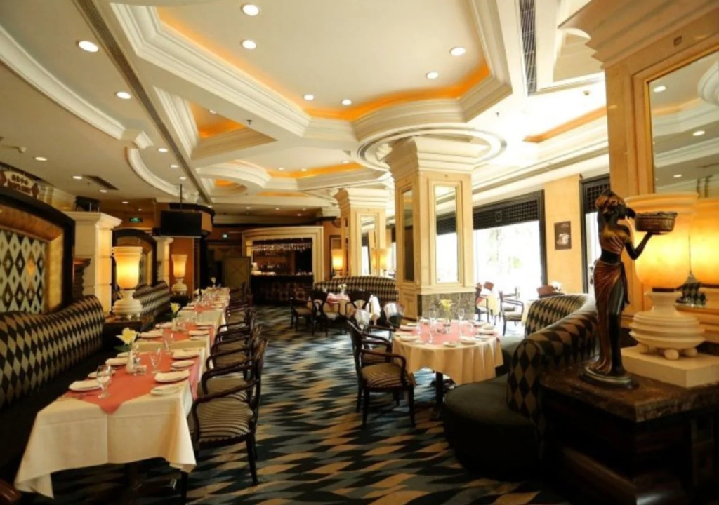 Agile Hotel