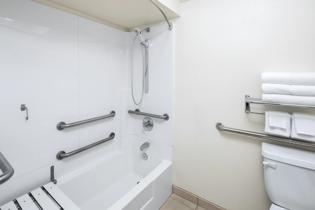 Holiday Inn Redding by IHG