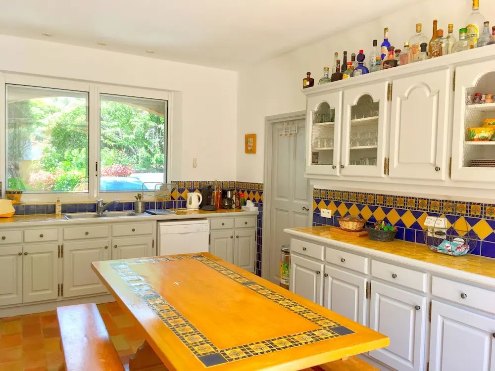 Spendid Holiday Home in La Croix-valmer With Swimming Pool