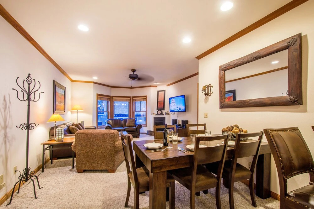 2 Bedroom Townlift Condo by All Seasons Resort Lodging
