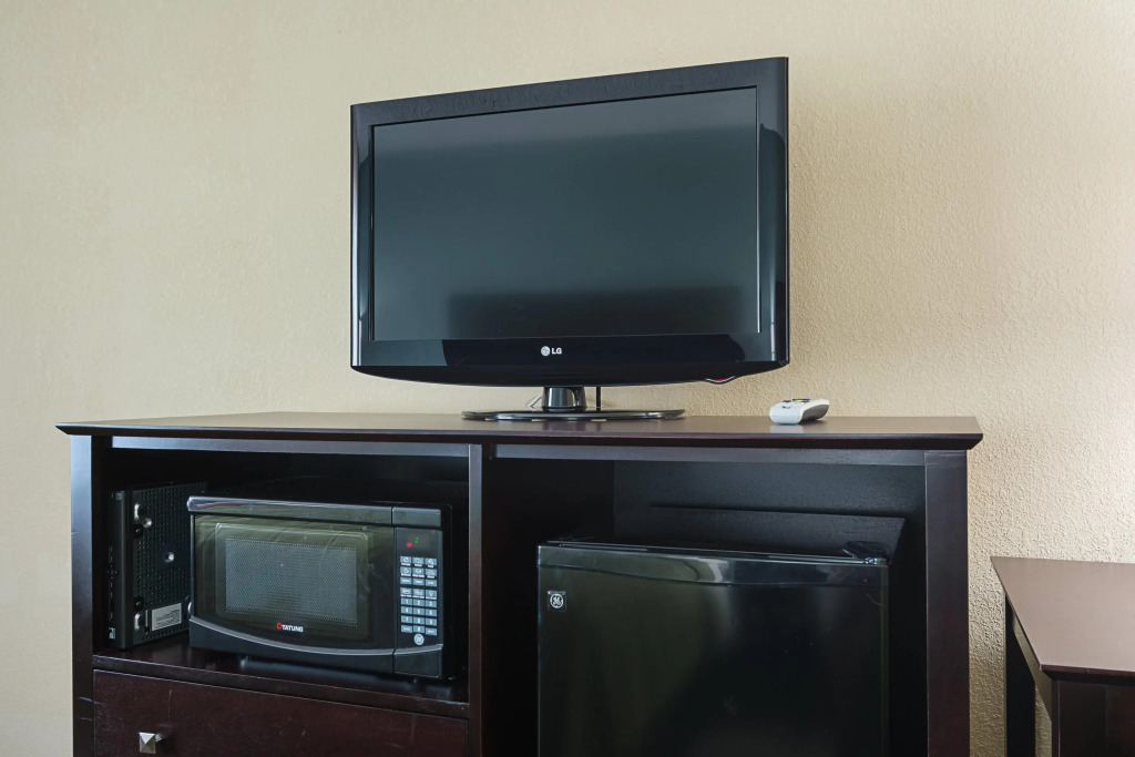 Ramada Inn Calhoun