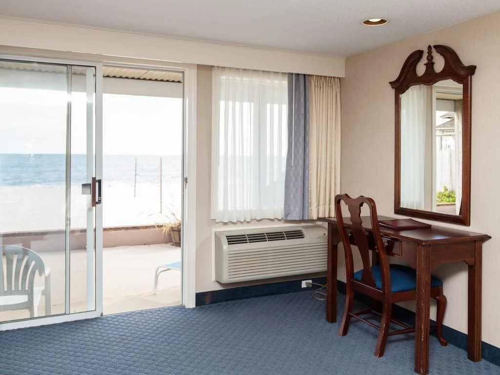 Riviera Beach Resort
