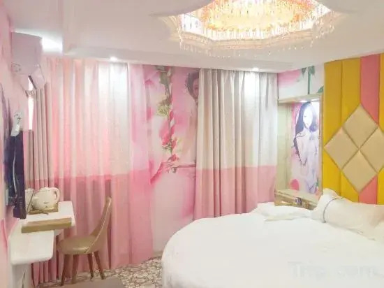 Pebble Motel (Shanghai Gucun Park Jutai Road)