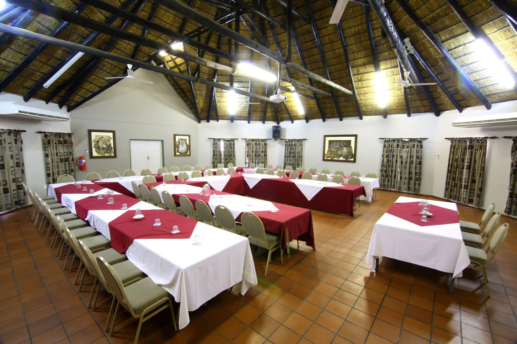 Kalahari Arms Hotel