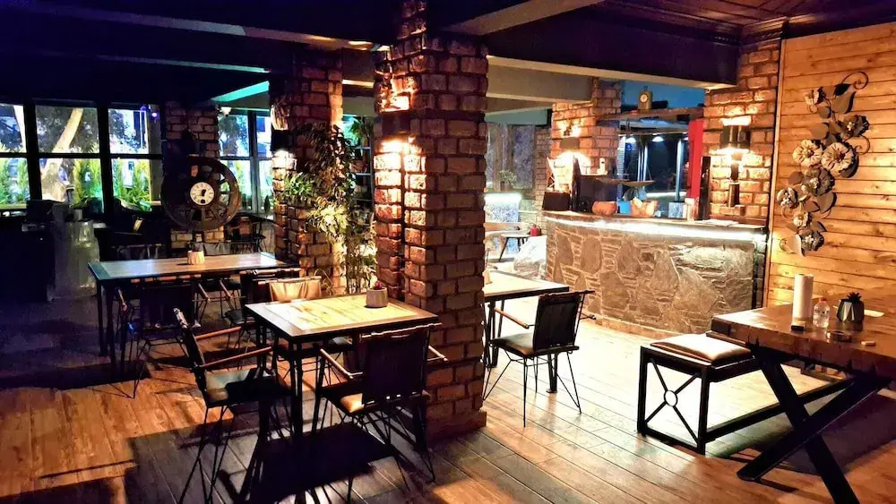 Oli̇vi̇a Hotel