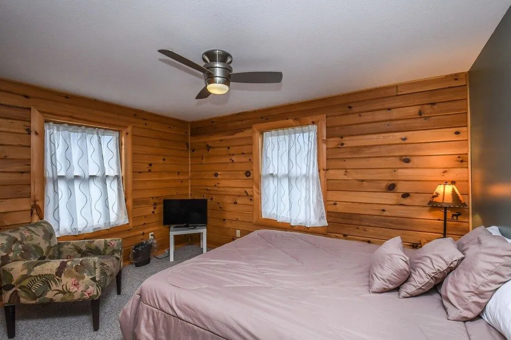 Valley Lodge