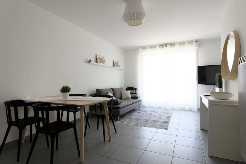 L'escale du Prado Private Apartment