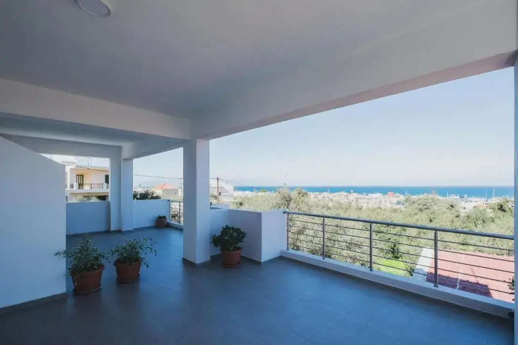 Katerina Apts - Balcony & Great views near Beach