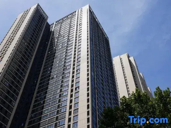 Shangyuan Boutique Stay Movie Apartment (Zhongjiacun Subway Station Guiyuan Temple)
