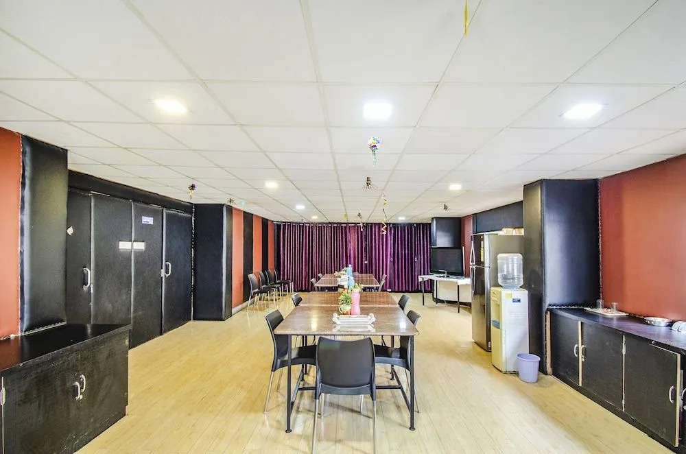 FabExpress Namo Suites