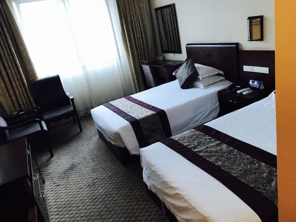 Hangzhou Qiandaohu Waigaoqiao Hotel