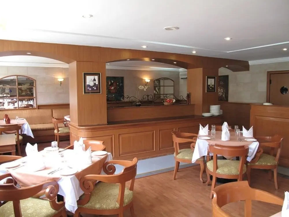 Hotel Jumolhari