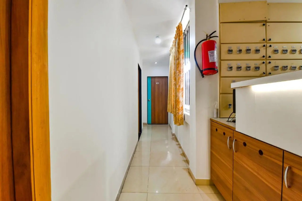 FabHotel Raj Ratna - Nr Ashram Road