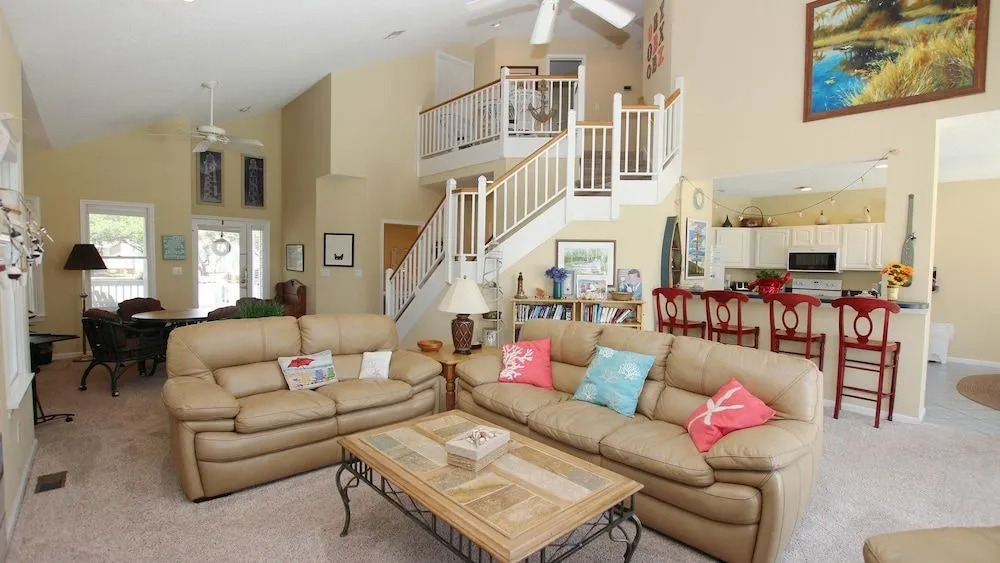 Golden Sunset - 4 Br Home