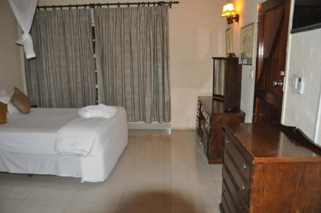 Kadoma Hotel & Conference Centre