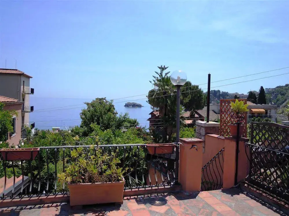 Villa Carmelas