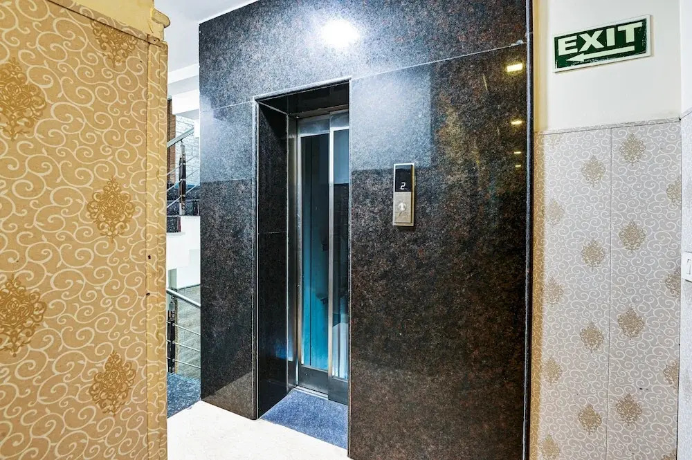 Hotel Amby Inn by Quadis - Lajpat Nagar