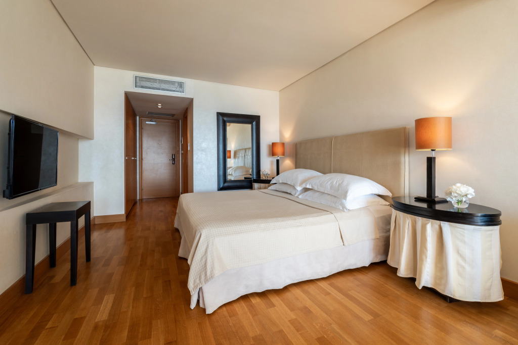 Plaza Resort