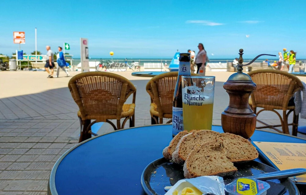 Nice Apartment in Oostende With Wifi and 2 Bedrooms