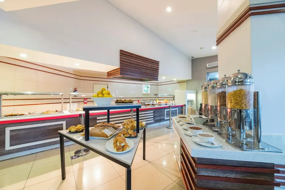 Holiday Inn - Mutare, an IHG Hotel