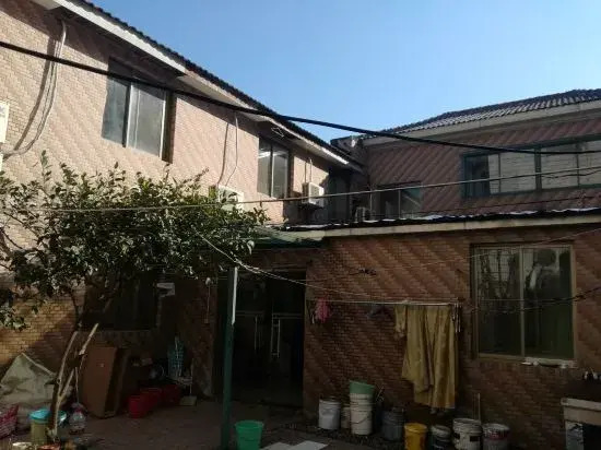 Xinjiyuan Hostel