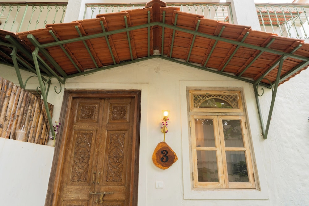 Elivaas Amayah Neer Serene 3BHK Villa