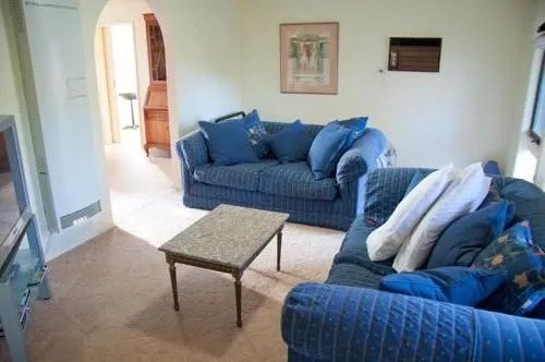 Yarra Glen Racecourse Apartments