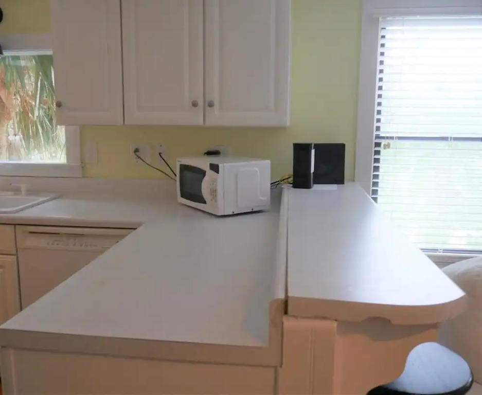 Plum Crazy Down - 3 Br Townhouse