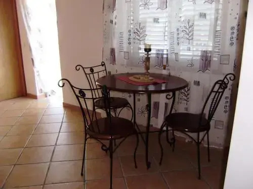 Apartments Kvesic