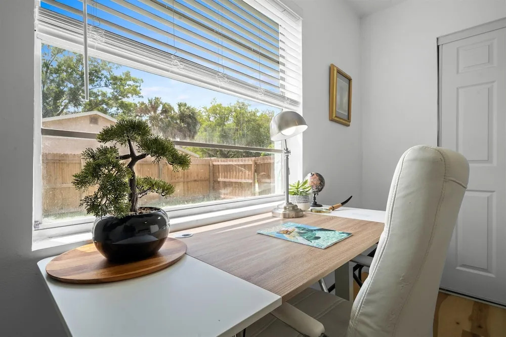 Manatee Cove Retreat | Pet-Friendly Coastal Home Sleeps 6