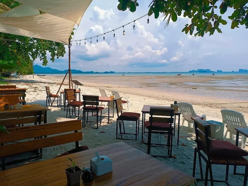 The Bay Koh Mook