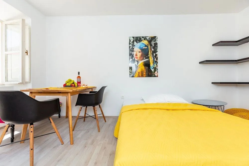 Dominium Old City Suite