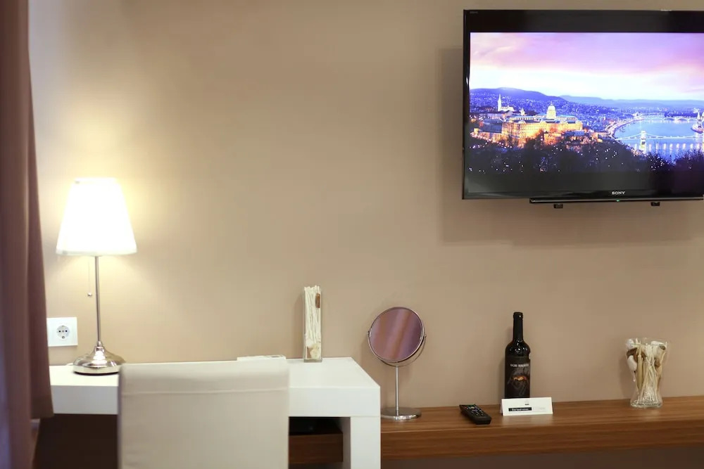 Dfive Apartments - Szervita