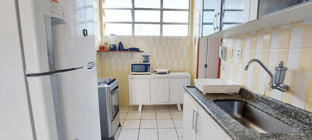 COCDV0100 - Apartamento para 9 pessoas no Corredor da Vitória por Beehost