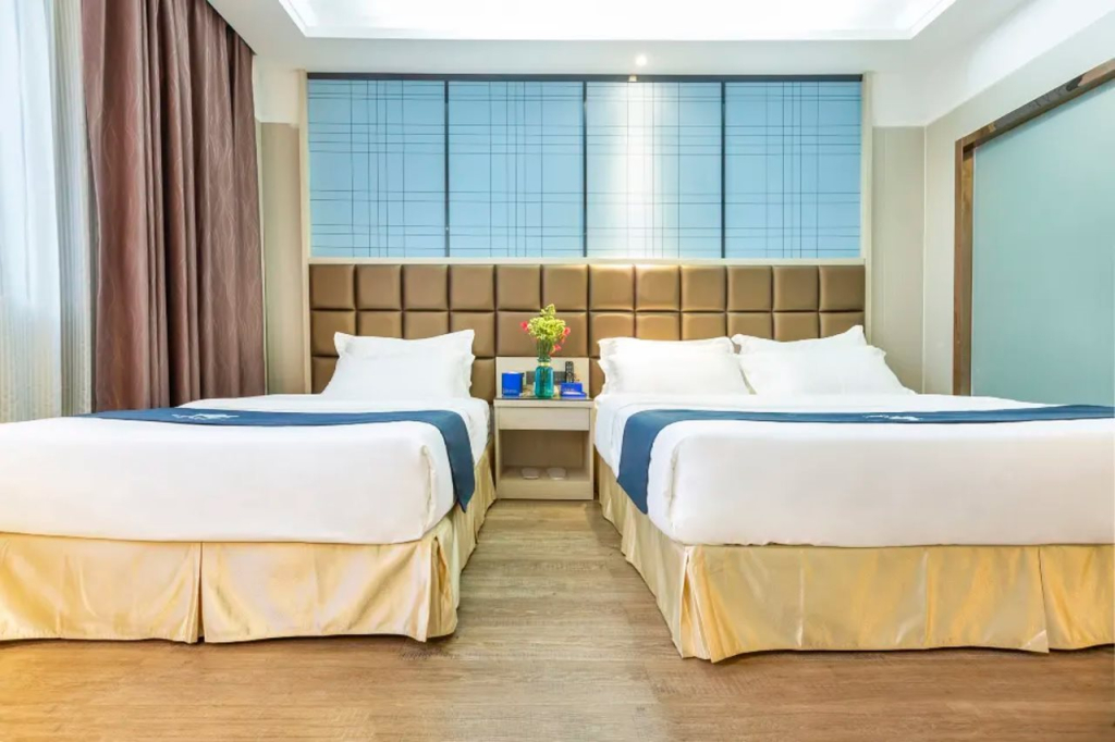 Echarm Hotel Panyu Chimelong Guangzhou South Railway Station Wanbo Metro Station