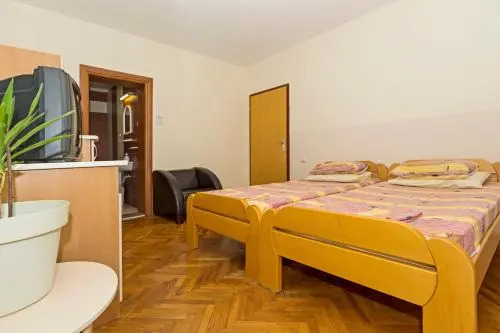 Bitrak Guest House