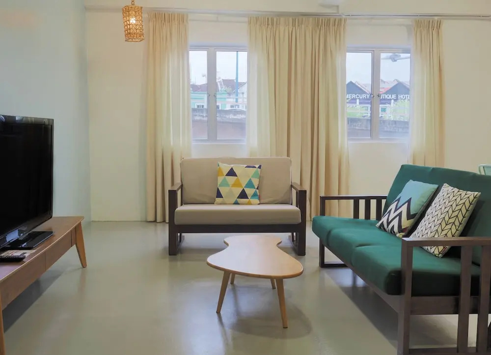 "Cloth Art Homestay" 4 min walk to car free zone by Shine Stay