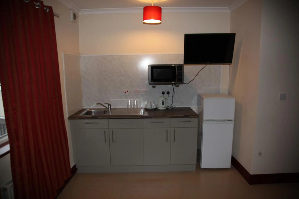Grove Apartments