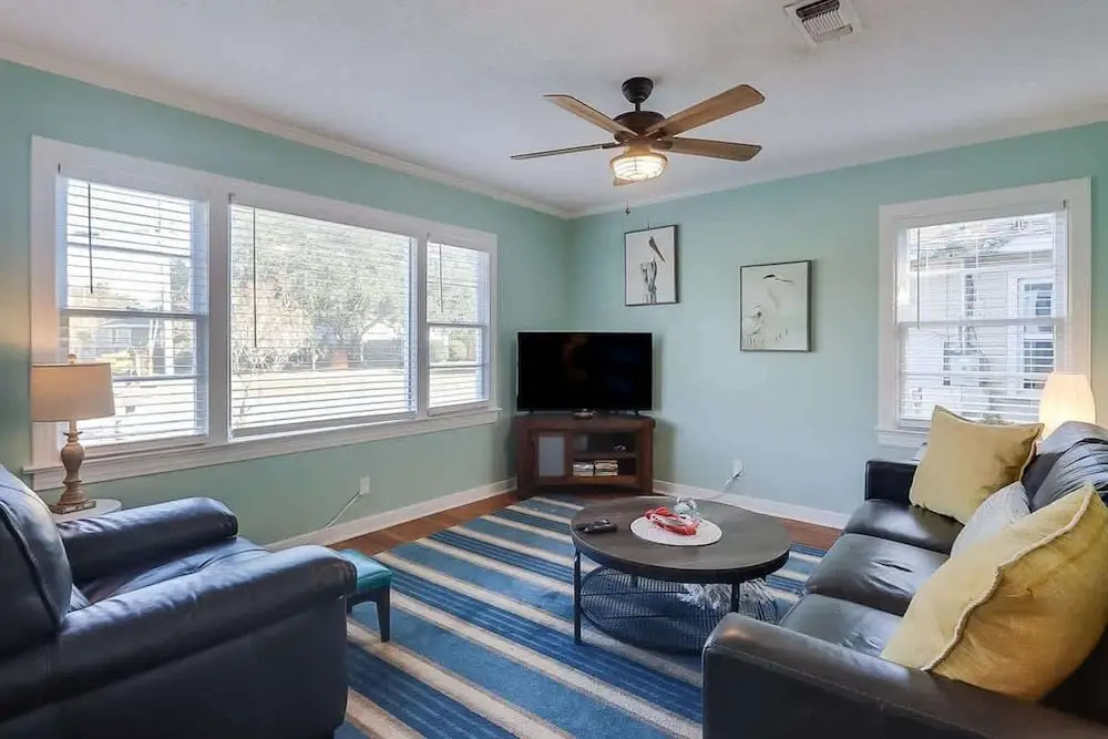 The Cozy Blue Cottage