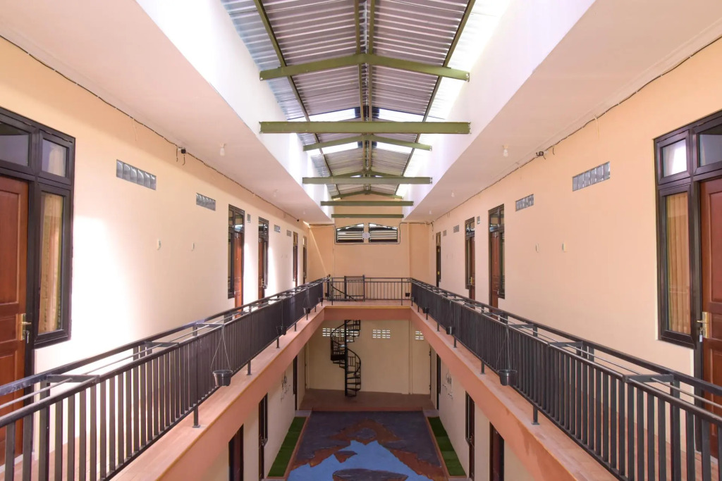 RedDoorz near Terminal A Adisucipto Airport