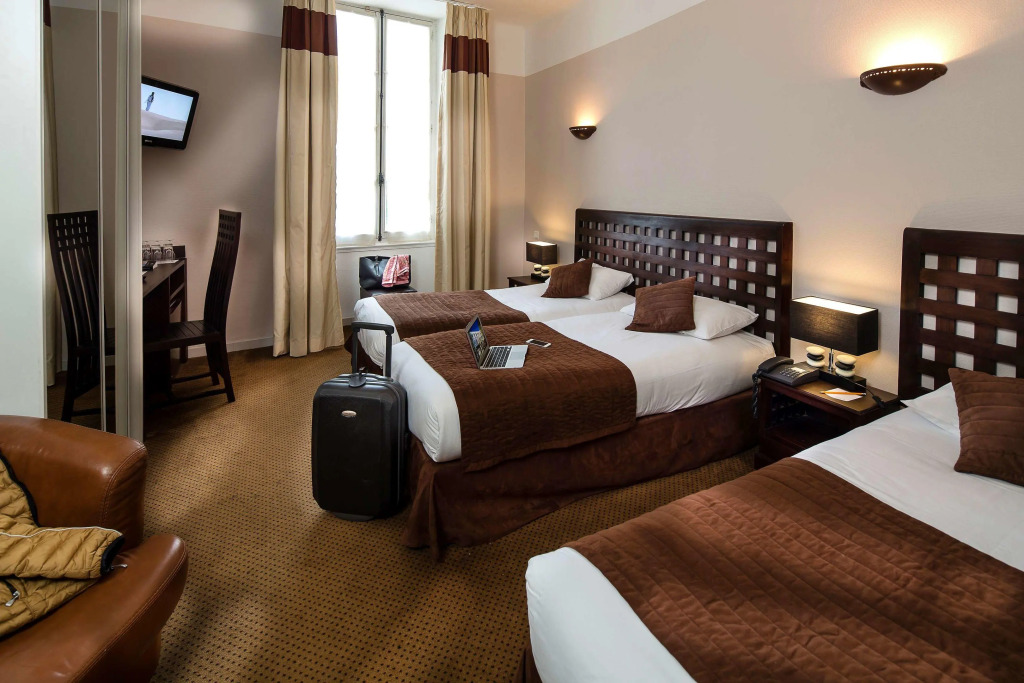 Best Western le Comtadin