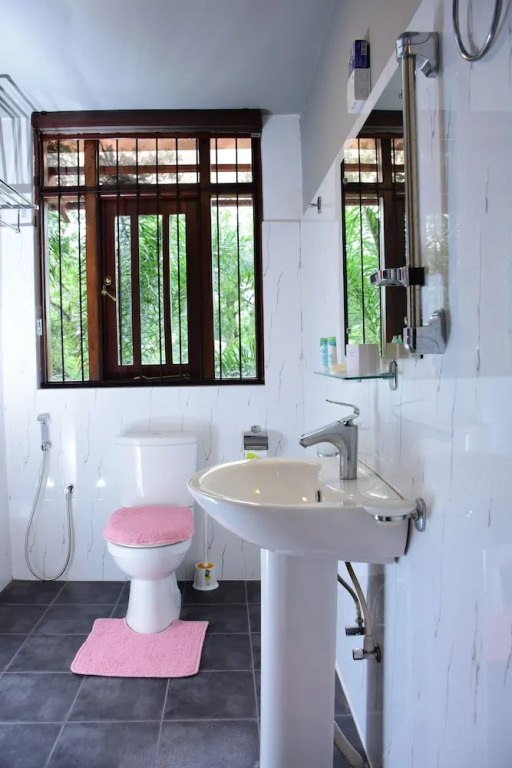 Serenique Resort Kandy