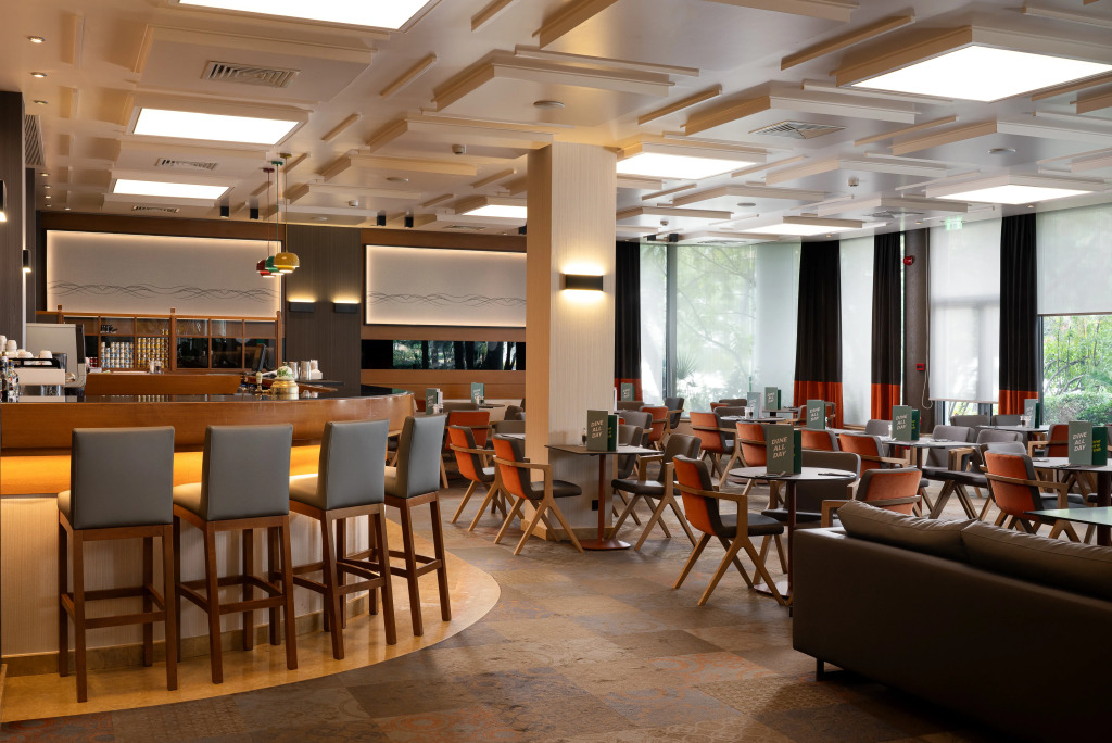 Holiday Inn Athens Attica Av, Airport W. by IHG