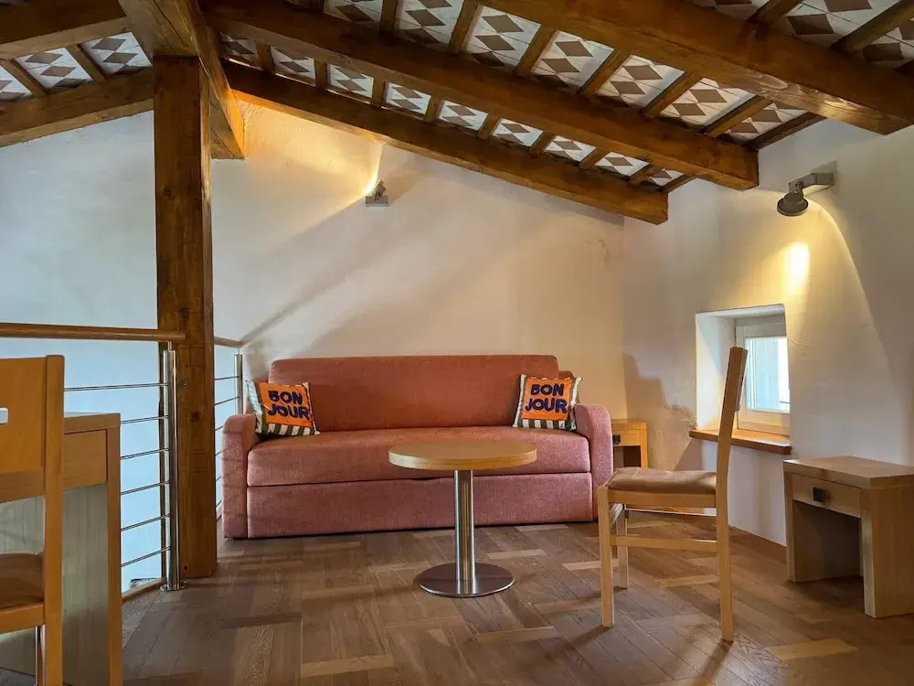 SMARTnoOK Rooms and Apartment