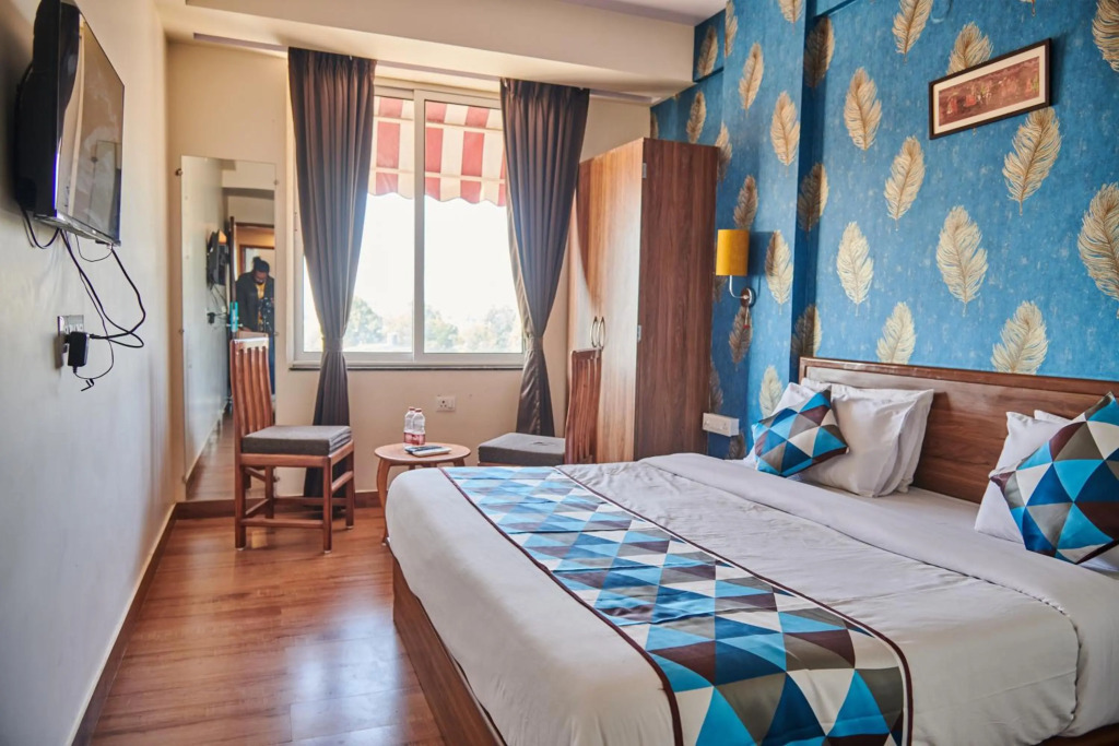 The Sarai, Hotel