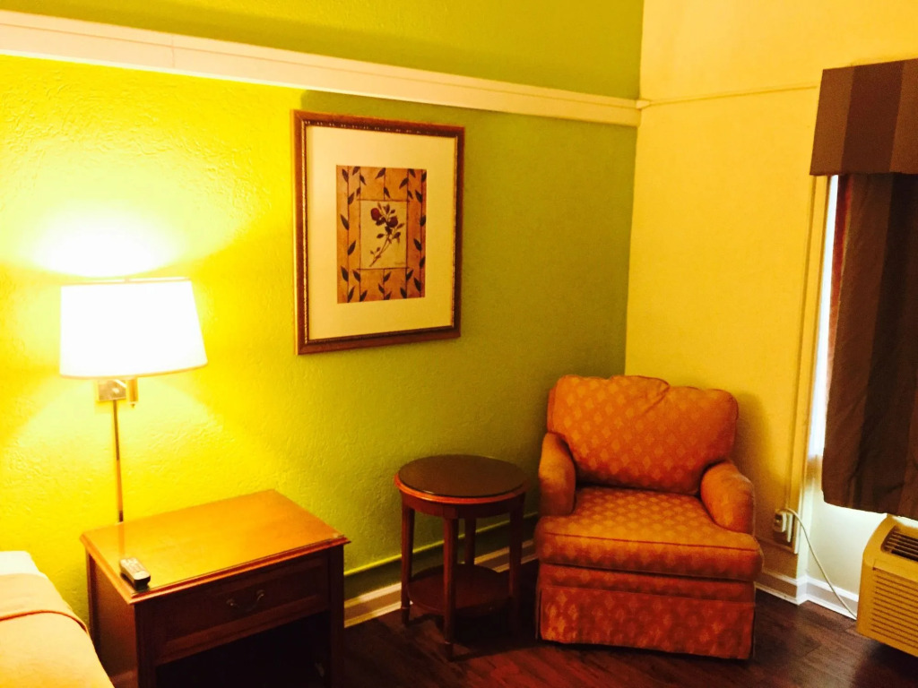 Hotel M Morgantown - WVU Area