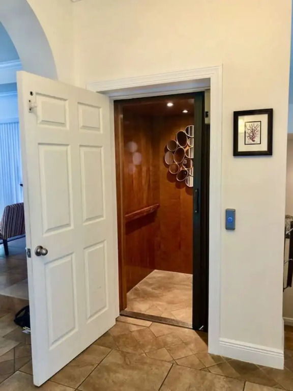 Prestigious 4 BR Getaway - Coronas Verde