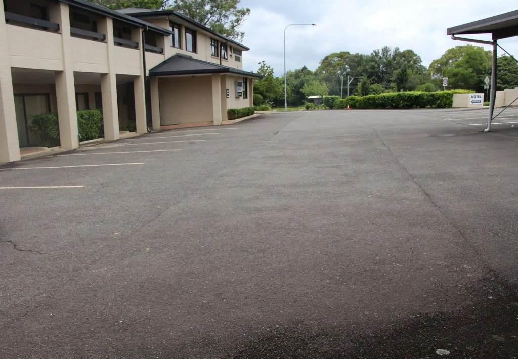 The Pioneer Way Motel