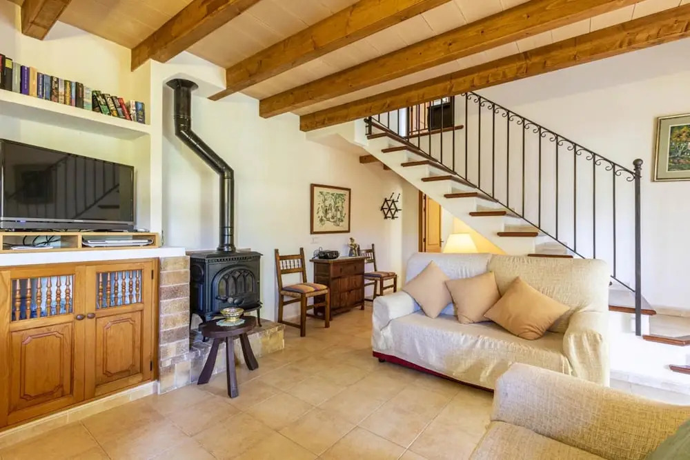 Villa - 2 Bedrooms with Pool and WiFi - 103235