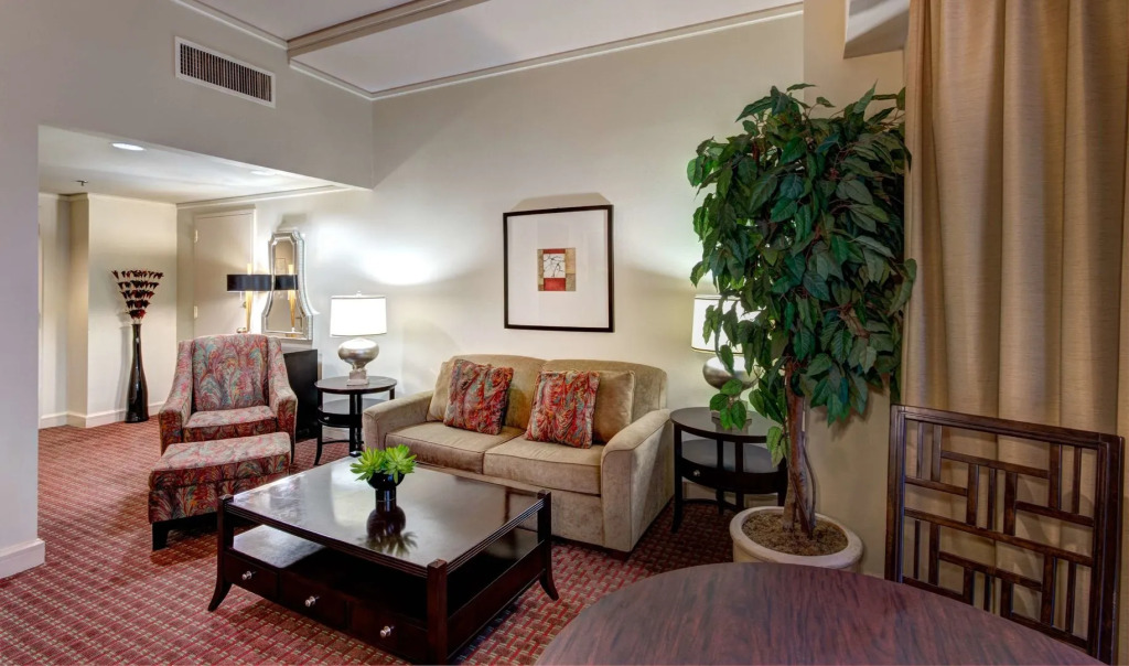 Blake Hotel New Orleans, BW Signature Collection